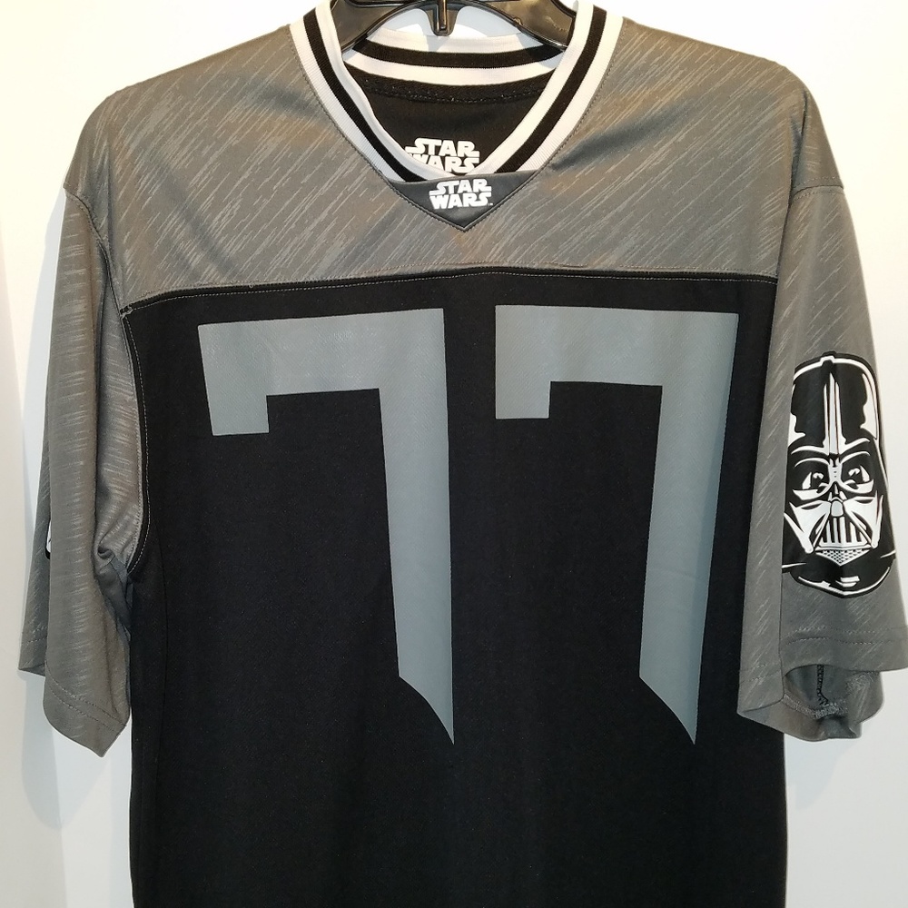 Star Wars Darth Vader "77" Small Size Shirt